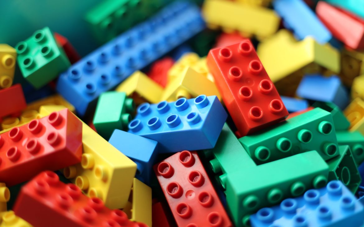oroscopo in pigiama lego