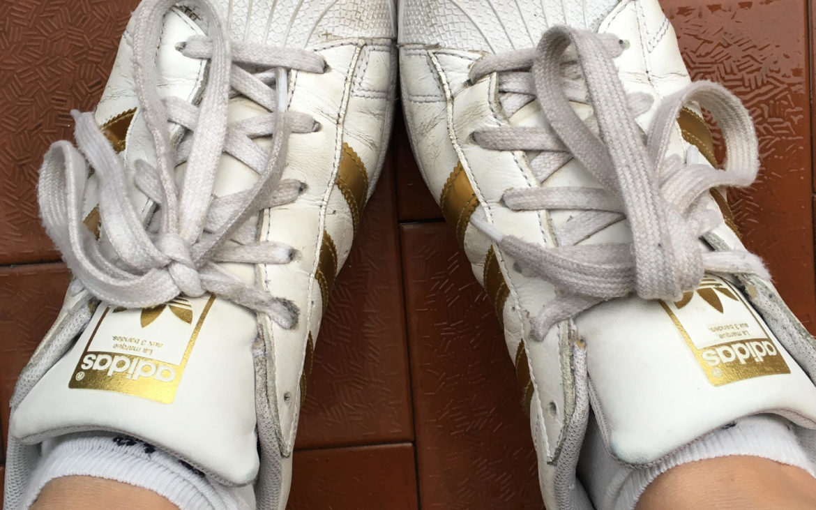 oroscopo in pigiama scarpe